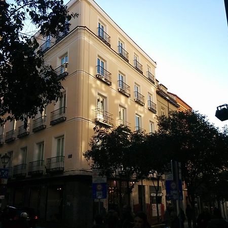 Nuria Hostal Madrid Buitenkant foto